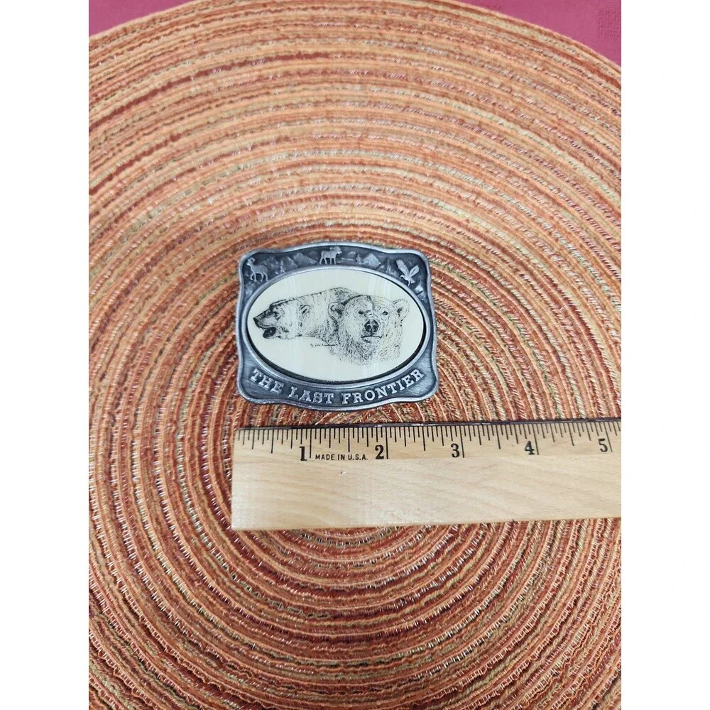 Alaskan Mint Belt Buckle Kiana 1984 The Last Frontier Polar Bears Faux Scrimshaw